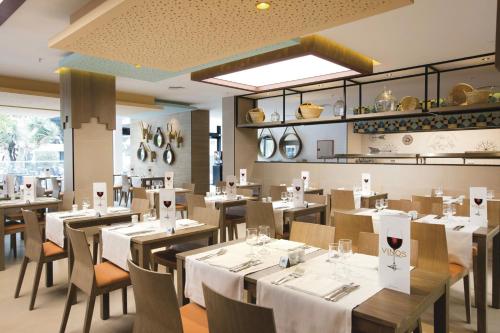 Hotel Riu Festival - image 10
