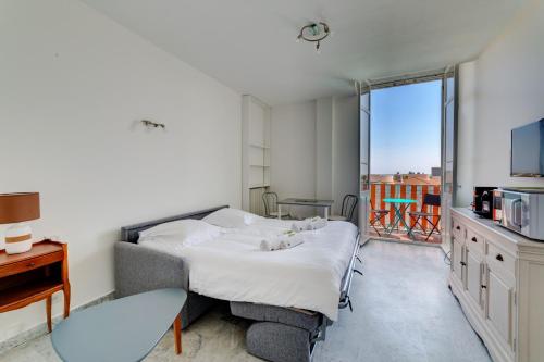 Upstays Balcony 25m2 Studio Near Palais 4
