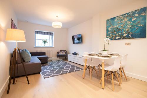 Urban Living's ~ King Edward Luxury Apartments in the heart of Windsor