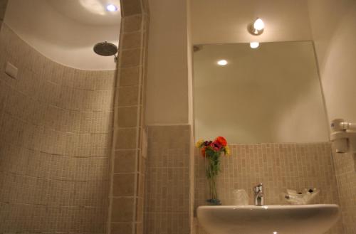 Hotel Mediterraneo - image 8