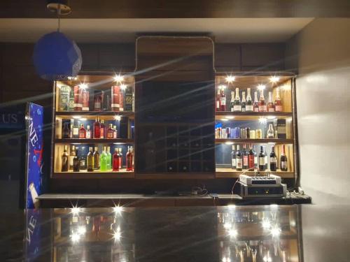 House 57 Bar & Suites Ltd