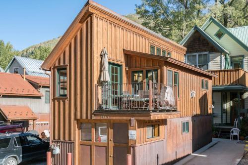 Wood Residence by Alpine Lodging Telluride - image 5