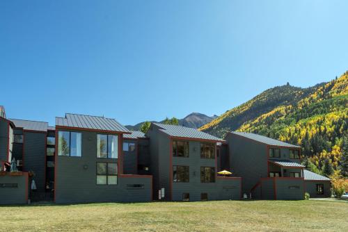 Telluride Lodge by Alpine Lodging Telluride - image 2