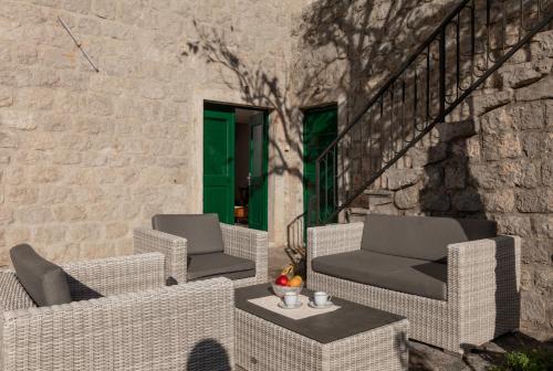 Tanja's Seafront Orahovac Apartment in Orahovac