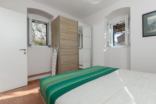 Seafront apartment Orahovac - image 11