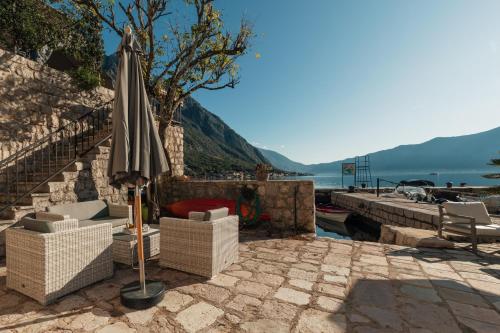 Tanja's Seafront Orahovac Apartment in Orahovac