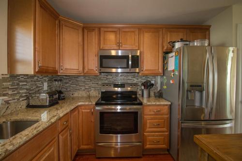 1661 E Ashley - Ocean Cabin - image 9