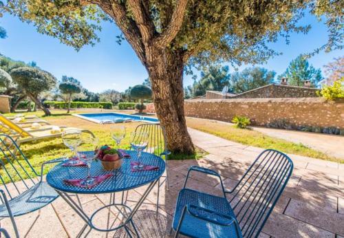 Holiday Home in Costitx Sleeps 6 with Pool Air Con and WiFi gîte à louer Costitx