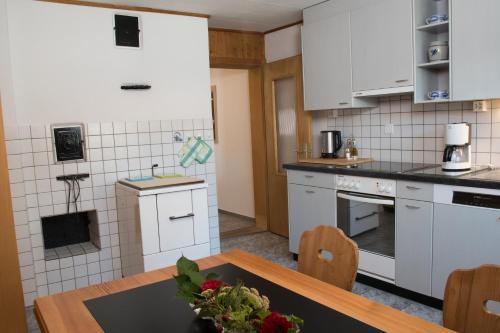 Casa Curgnun 21 Collenberg - Ferienwohnung 61m2 für max. 4 Pers. (Casa Curgnun 21 Collenberg - Ferienwohnung 61m2 fur max. 4 Pers.) in Vella