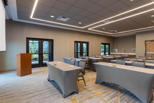 Wyndham Garden Orlando Universal / I Drive - image 4