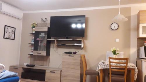 Petra Apartman - Apartment - Szigetvár