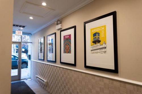 Modern River West 2BR with W&D by Zencity - image 6