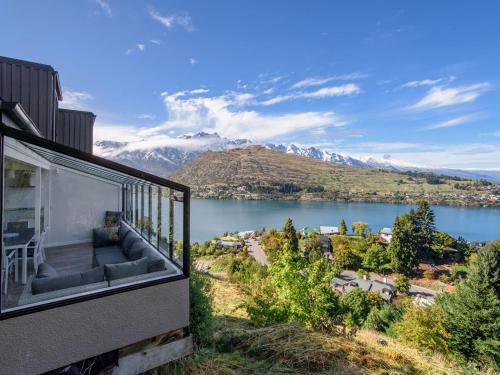 Picturesque views at Woodlands Close