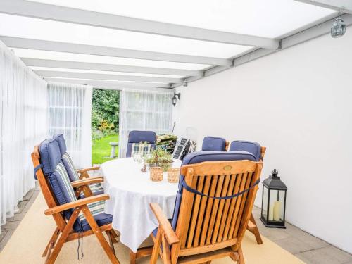 Comoditats, Idyllic Danish Farmhouse Retreat-By Traum in Hemmet