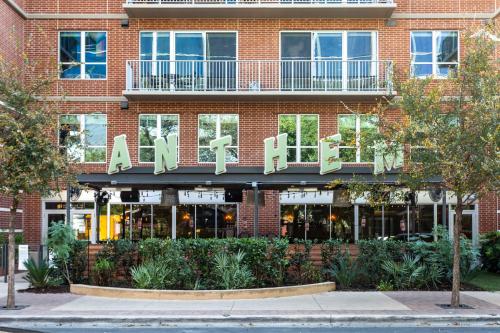 Locale Austin - Rainey Street - image 7
