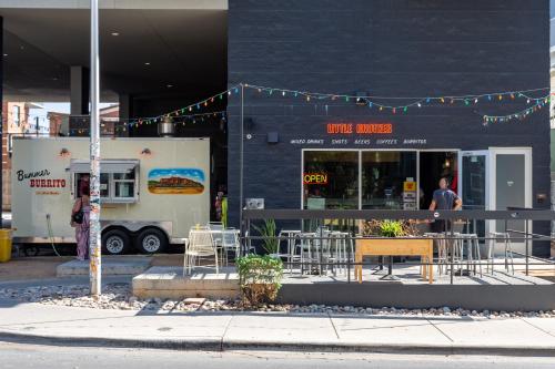Locale Austin - Rainey Street - image 9