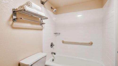 Best Western Inn & Suites of Macon - image 11