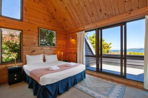 Three-Bedroom House image 10