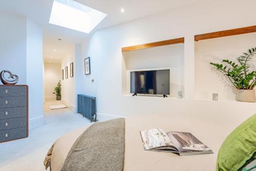 ARCORE Premium Rental Shaftesbury Avenue, Londyn (zdjęcie 8)