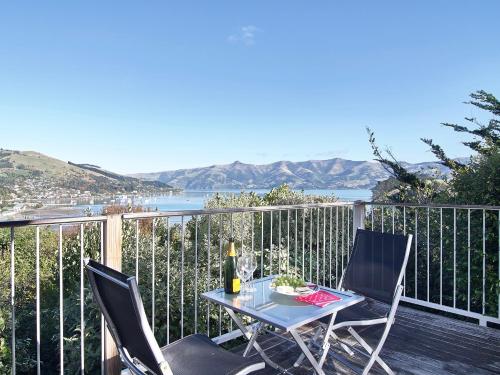 Tiro Treasure - Akaroa Holiday Home