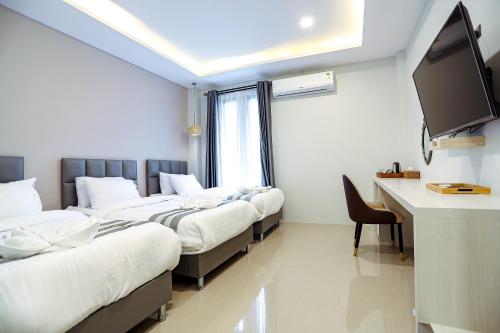 Worachat Boutique Hotel Room Type - Standard Triple Room