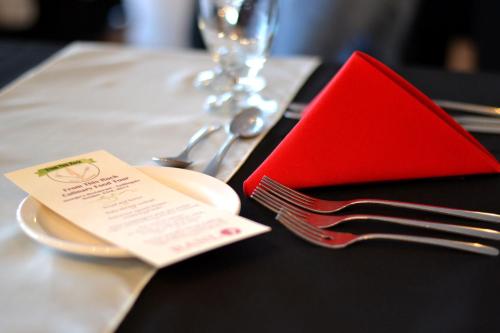 ห้องอาหาร, Anchor Inn Hotel and Suites in ทไวล์ลิ่งกาเต