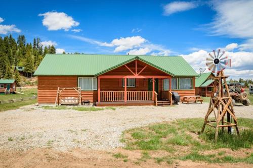 Meadow View Cabin