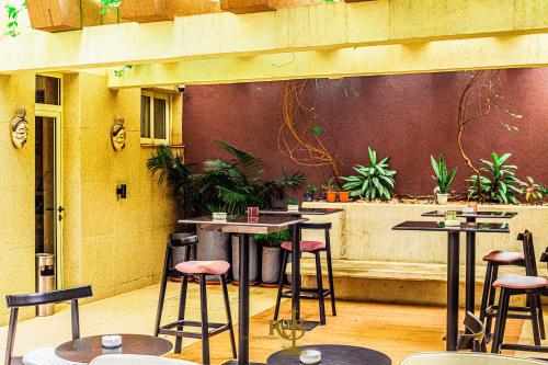 Roots Hotel Apartments Abidjan - image 4