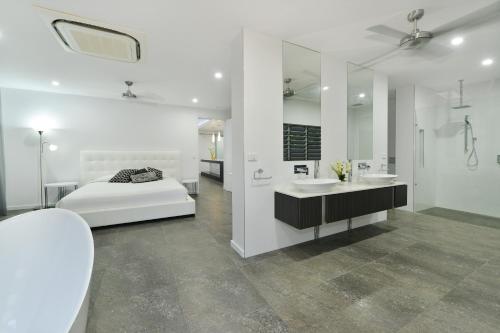 #2 Andrews – Port Douglas — Photo 2