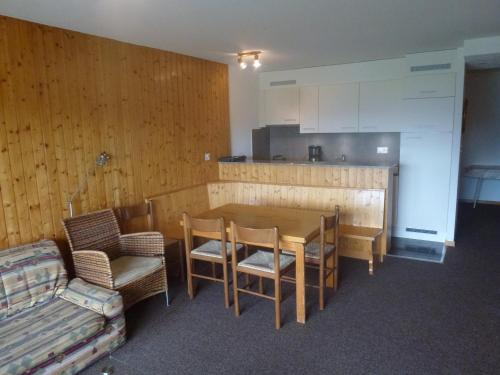 Two-Bedroom Apartment F014
