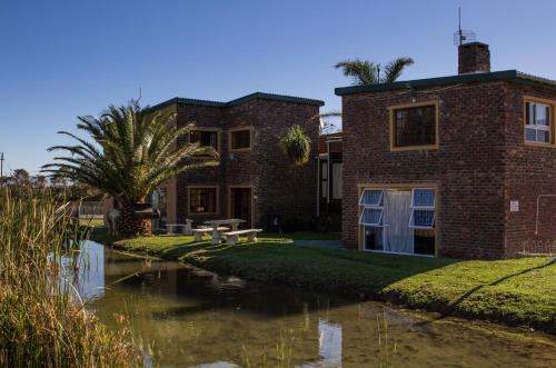 外觀, 海爾德博格的14臥室公寓 - 2000平方公尺/11間專用衛浴 (Kingfisher Hollow Self Catering Guest House.) in 海爾德博格