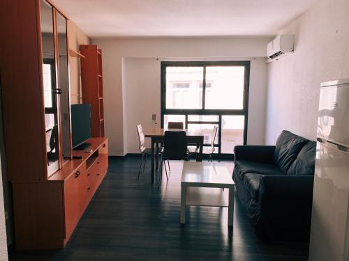 One-Bedroom Apartment image 1