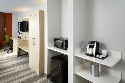 Suite - Hearing Accessible