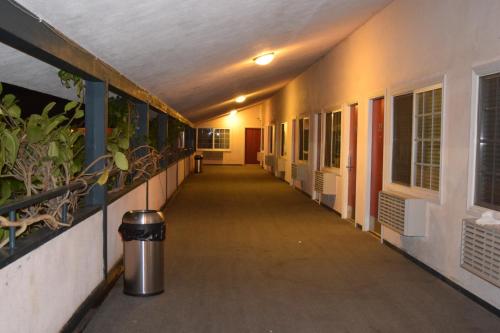 Rose Garden Inn - image 9