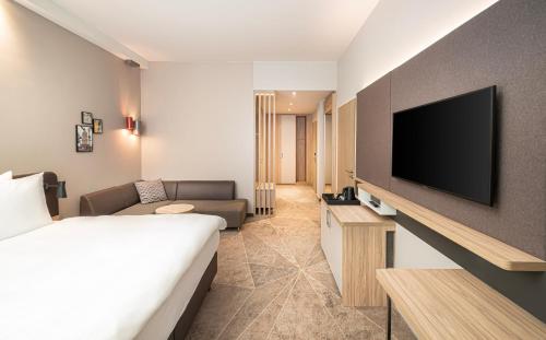 room detail thumbnail 0