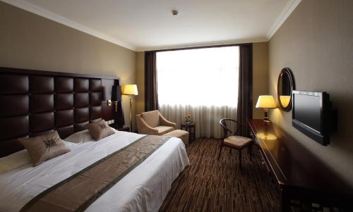 room detail thumbnail 1