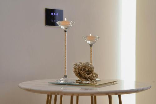 The Unique - image 3