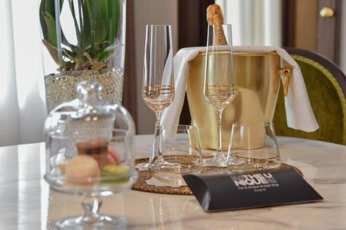 The Unique - image 8