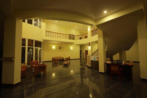 Hotel Rajeswari International