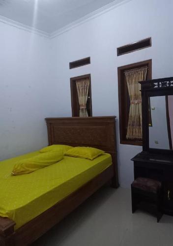 Homestay Kuning Ceria - Murah, Akses kota & wisata