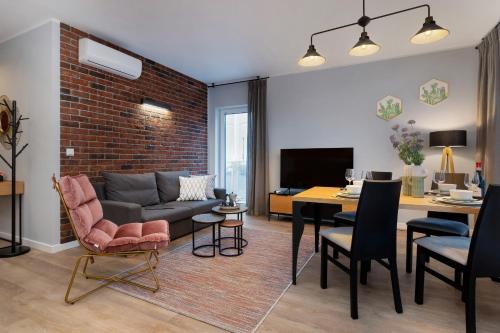 Exclusive Apartments Mostowa by Renters Prestige - image 6