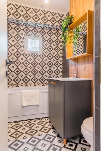 Studio 54 by MRG Apartments - image 2