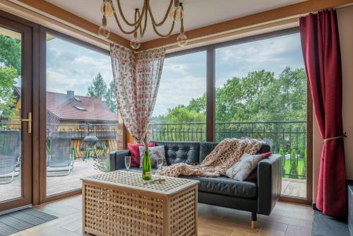 2 bedrooms, 4 beds