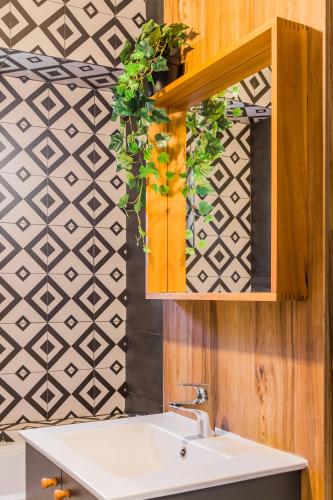 Studio 54 by MRG Apartments - image 4