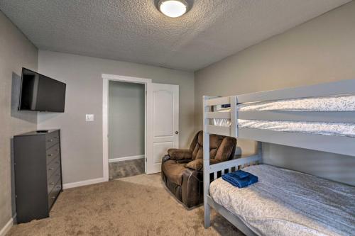 Upscale Canalfront Escape with 50ft Private Dock - image 5