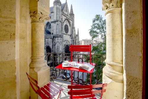 Place Saint Michel Apartment