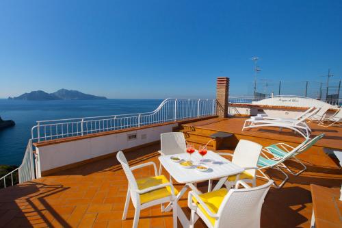 Il Sogno di Lina Sorrento Coast Capri View 4
