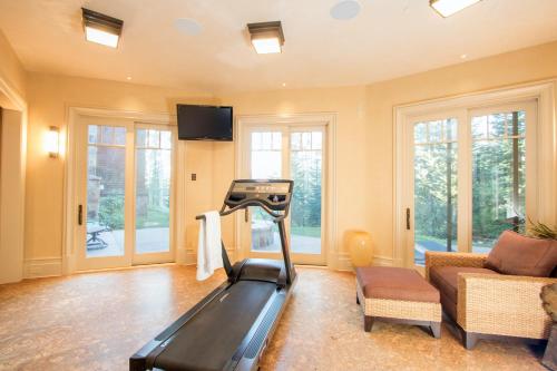 HOOD PARK MANOR by Exceptional Stays - main image