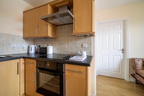 Becket apartment - image 13