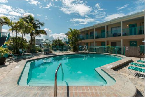 Five Palms Suite 109 - Daily - Weekly - Monthly